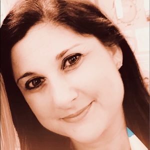 Meet your Posher, Domonique